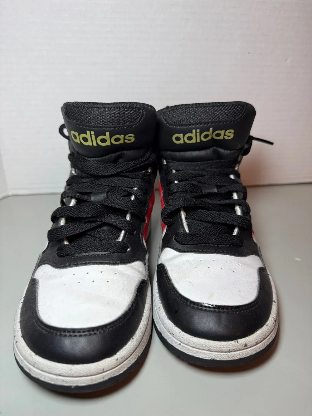 Adidas Hoops 3.0 Mid Kids Basketball Shoes Size 2 Black Red White